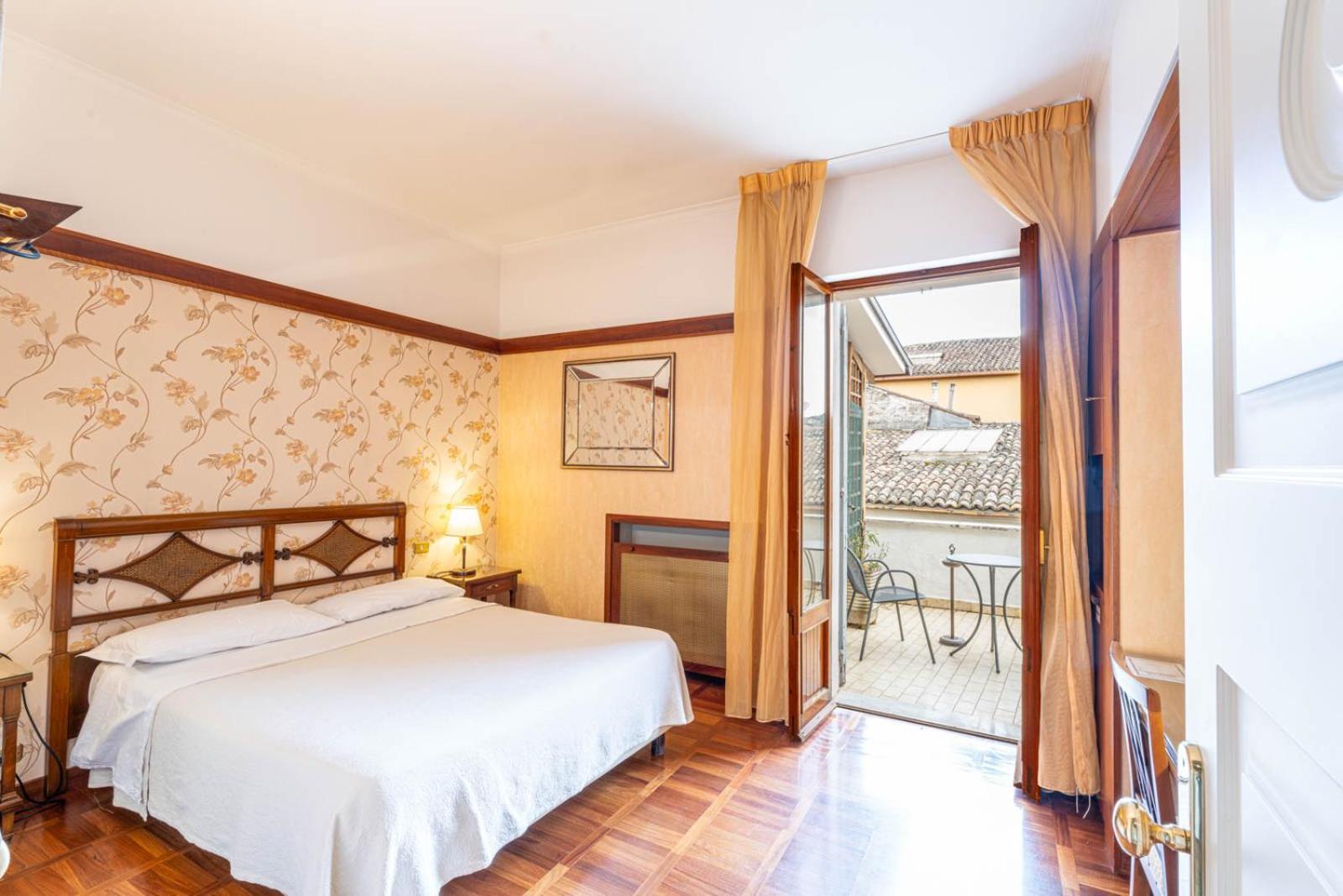 Hotel&Ristorante Miramonti Palazzo Storico Ριέτι Εξωτερικό φωτογραφία