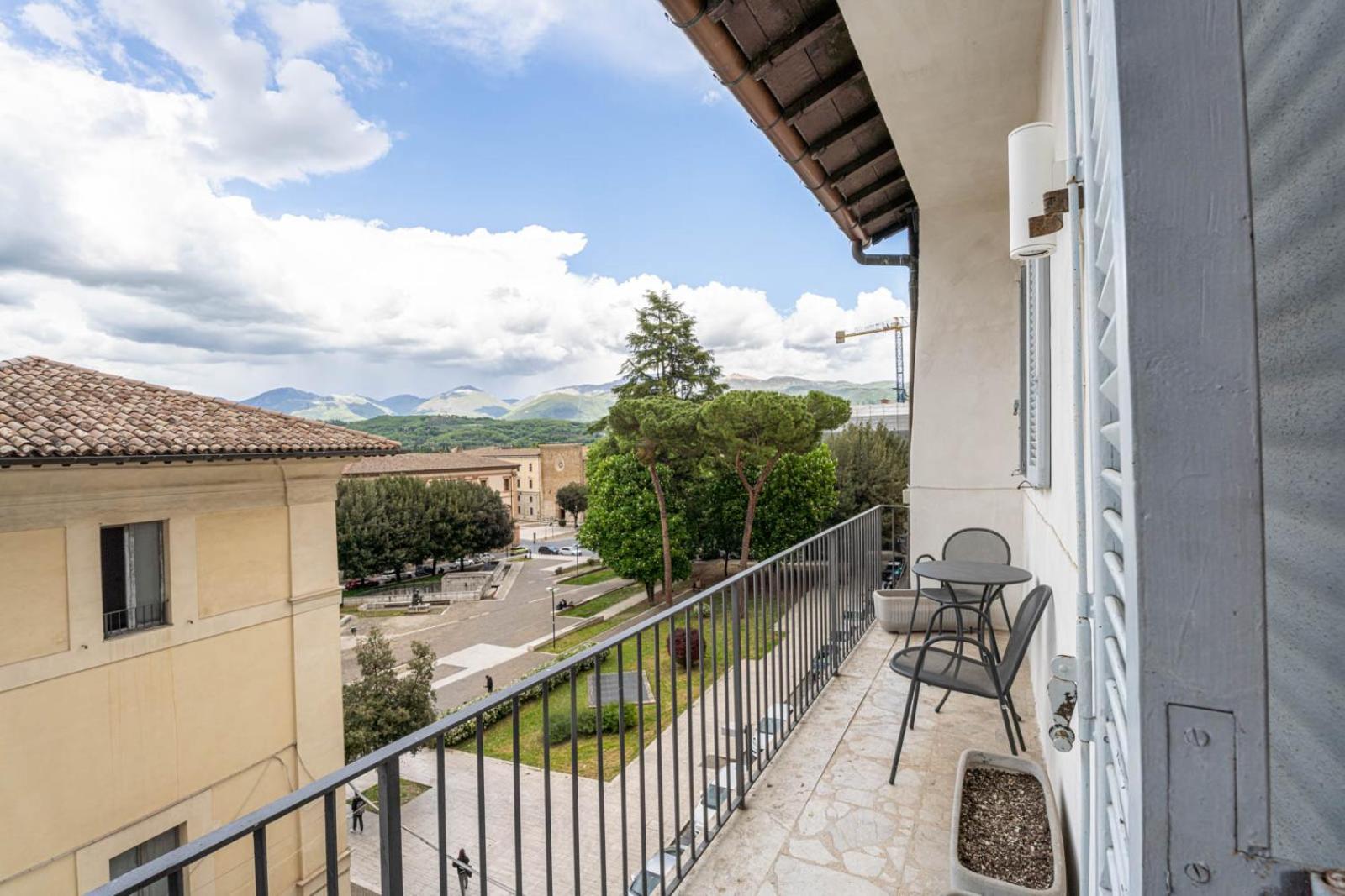Hotel&Ristorante Miramonti Palazzo Storico Ριέτι Εξωτερικό φωτογραφία